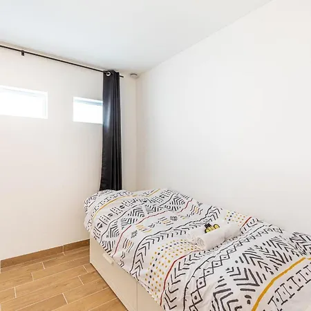 Guestready - A Simple Studio With A Garden Aulnay-sous-Bois